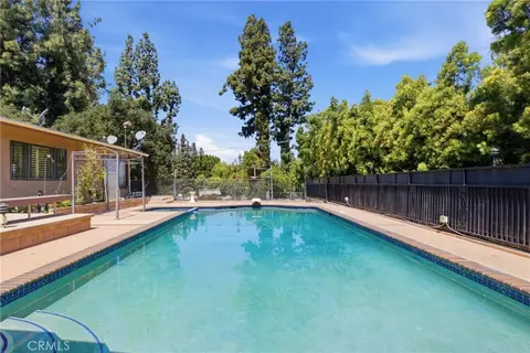 4908 Calvin Ave, Tarzana, CA 91356