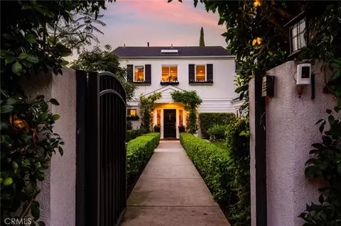 14647 Valley Vista Blvd, Sherman Oaks, CA 91403