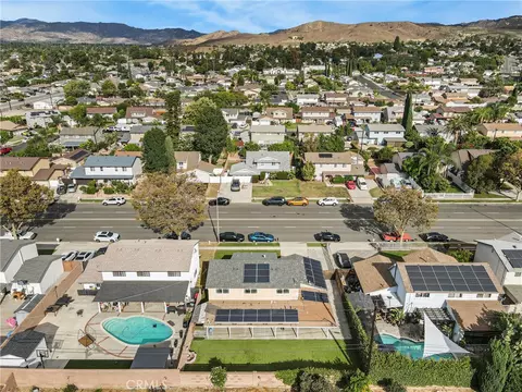 View/Area - 1127 Sycamore Dr, Simi Valley, CA 93065 photo 2 of 4