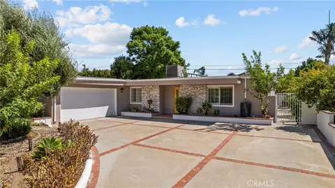 9660 Delco Ave, Chatsworth, CA 91311