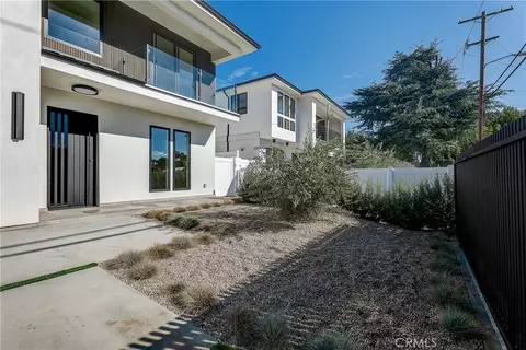 Exterior - 14931 Vose St, Van Nuys, CA 91405 photo 3 of 11