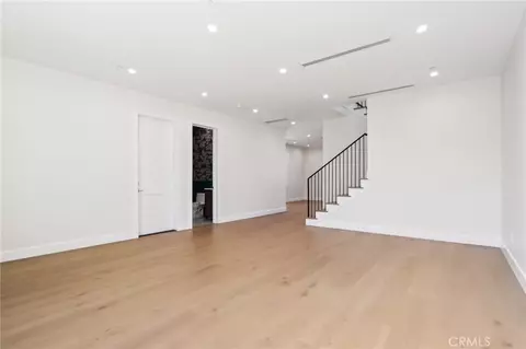 Living - 14931 Vose St, Van Nuys, CA 91405 photo 2 of 3