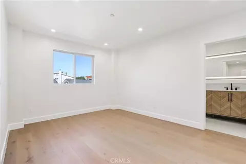 Bedroom - 14931 Vose St, Van Nuys, CA 91405 photo 2 of 7