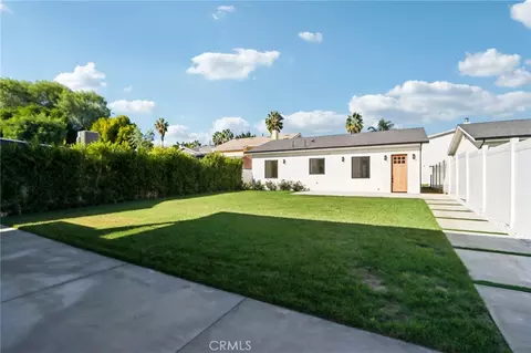 Exterior - 14931 Vose St, Van Nuys, CA 91405 photo 9 of 11
