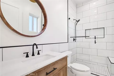 Bath - 14931 Vose St, Van Nuys, CA 91405 photo 6 of 7