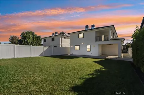 Exterior - 14931 Vose St, Van Nuys, CA 91405 photo 11 of 11