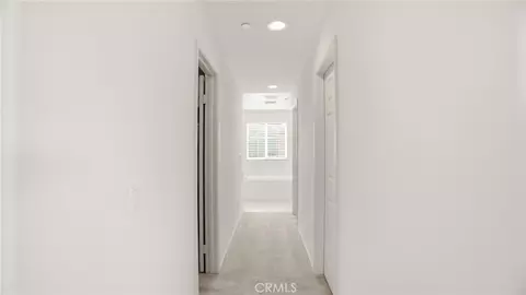Entry Way - 4727 W Vahan Ct, Lancaster, CA 93536 photo 13 of 14