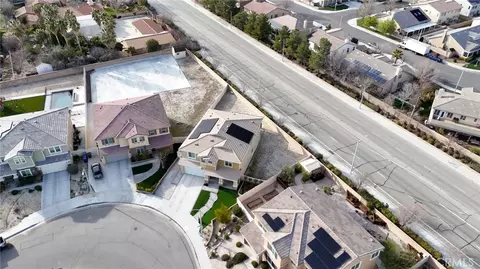 View/Area - 4727 W Vahan Ct, Lancaster, CA 93536 photo 3 of 4