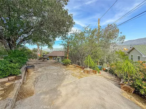 Exterior - 1059 Alta Vis, Simi Valley, CA 93063 photo 5 of 18