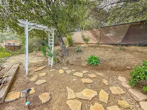 Exterior - 1059 Alta Vis, Simi Valley, CA 93063 photo 4 of 18