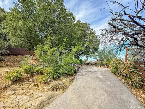 Exterior - 1059 Alta Vis, Simi Valley, CA 93063 photo 3 of 18