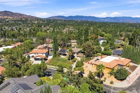 View/Area - 10640 Sylvia Ave, Porter Ranch, CA 91326 photo 1 of 3