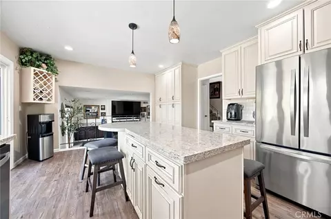 Kitchen - 10640 Sylvia Ave, Porter Ranch, CA 91326 photo 1 of 5