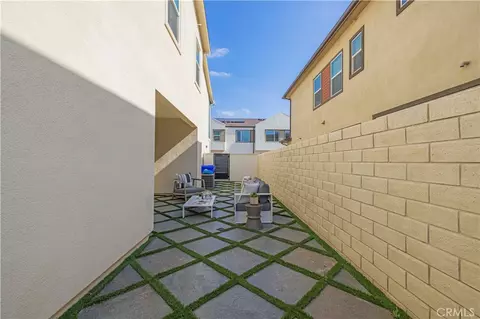 Exterior - 27637 Ensemble, Valencia, CA 91381 photo 7 of 18
