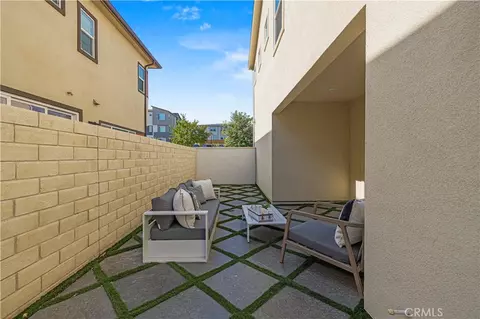 Exterior - 27637 Ensemble, Valencia, CA 91381 photo 2 of 18