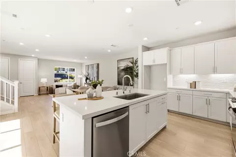 Kitchen - 27637 Ensemble, Valencia, CA 91381 photo 3 of 7