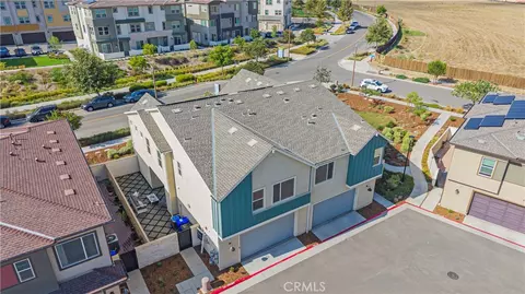 View/Area - 27637 Ensemble, Valencia, CA 91381 photo 7 of 11