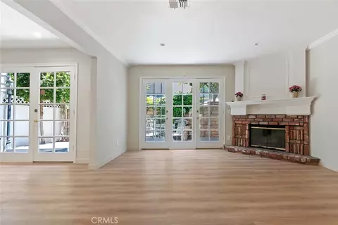 18850 Hatteras #5, Tarzana, CA 91356