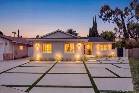 13131 Crewe St, North Hollywood, CA 91605