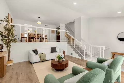 6021 Lindley Ave #12, Tarzana, CA 91356