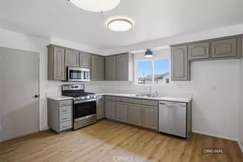 Other - 221 Vegas Dr, Oxnard, CA 93030 photo 3 of 12