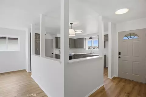 Entry Way - 221 Vegas Dr, Oxnard, CA 93030 photo 1 of 1