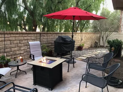 27976 Trillium Ln, Valencia, CA 91354