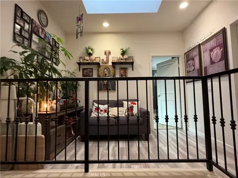 Entry Way - 10349 Diamond Way, Pacoima, CA 91331 photo 4 of 8
