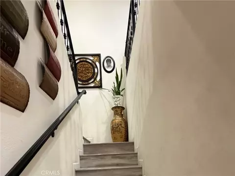 Entry Way - 10349 Diamond Way, Pacoima, CA 91331 photo 2 of 8