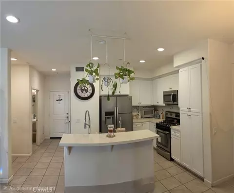 Kitchen - 10349 Diamond Way, Pacoima, CA 91331 photo 1 of 1