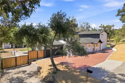 Exterior - 8075 Fruitvale Ave, Moorpark, CA 93021 photo 20 of 20