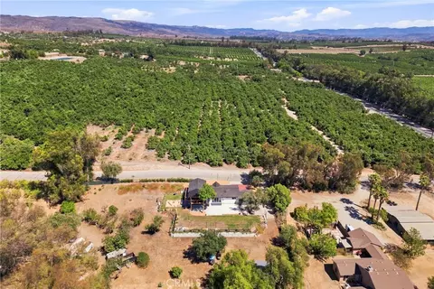 View/Area - 8075 Fruitvale Ave, Moorpark, CA 93021 photo 6 of 6