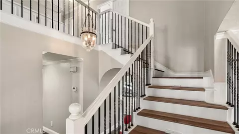Entry Way - 20416 Samual, Saugus, CA 91350 photo 3 of 6