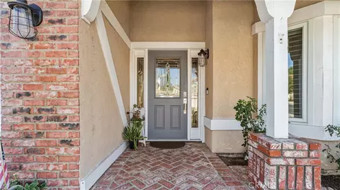 Entry Way - 20416 Samual, Saugus, CA 91350 photo 1 of 6