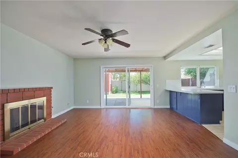Living - 27872 Wakefield Rd, Castaic, CA 91384 photo 6 of 8