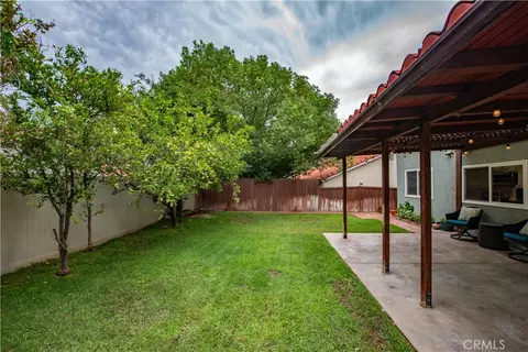 Exterior - 27872 Wakefield Rd, Castaic, CA 91384 photo 4 of 10
