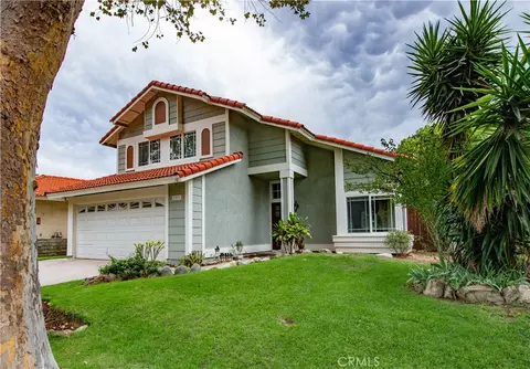 Exterior - 27872 Wakefield Rd, Castaic, CA 91384 photo 9 of 10
