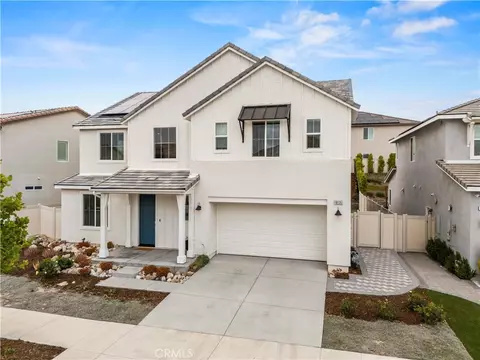 18135 Tableau Way, Saugus, CA 91350