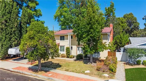 23709 Community St, West Hills, CA 91304