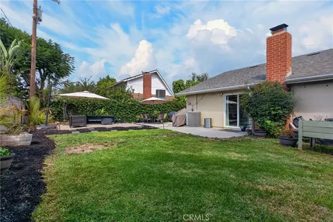 Exterior - 2630 Lee St, Simi Valley, CA 93065 photo 7 of 10