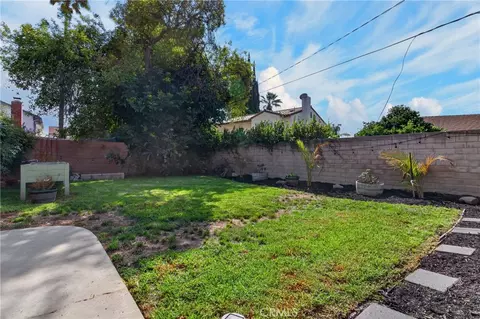 Exterior - 2630 Lee St, Simi Valley, CA 93065 photo 6 of 10