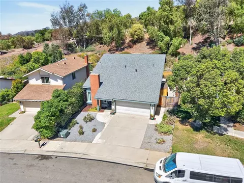 View/Area - 2347 Viewridge Pl, Escondido, CA 92026 photo 2 of 8