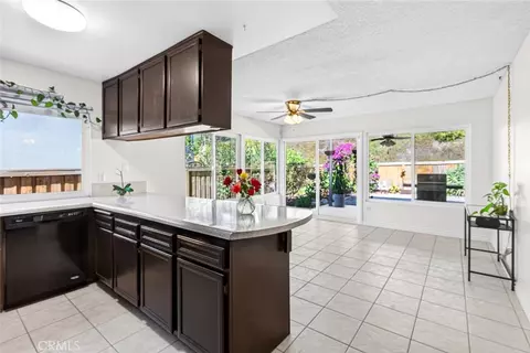 Kitchen - 2347 Viewridge Pl, Escondido, CA 92026 photo 3 of 4