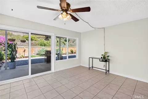 Living - 2347 Viewridge Pl, Escondido, CA 92026 photo 4 of 5