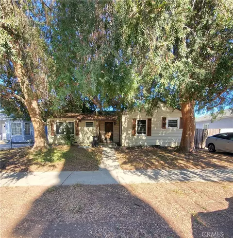 6850 Hesperia, Reseda, CA 91335 photo 2