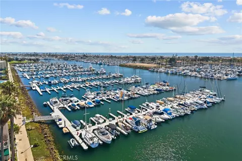 2901 Peninsula Rd #137, Oxnard, CA 93035
