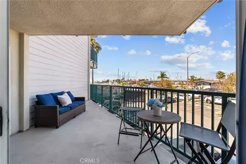 Exterior - 2901 Peninsula Rd #137, Oxnard, CA 93035 photo 1 of 7