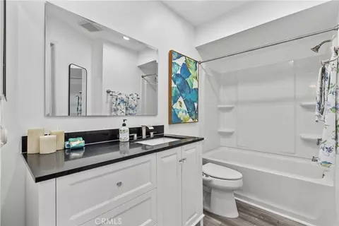 Bath - 2901 Peninsula Rd #137, Oxnard, CA 93035 photo 1 of 1