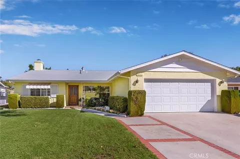 23321 Bassett St, West Hills, CA 91307