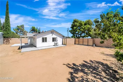 Exterior - 41623 55th St West W, Lancaster, CA 93536 photo 10 of 23